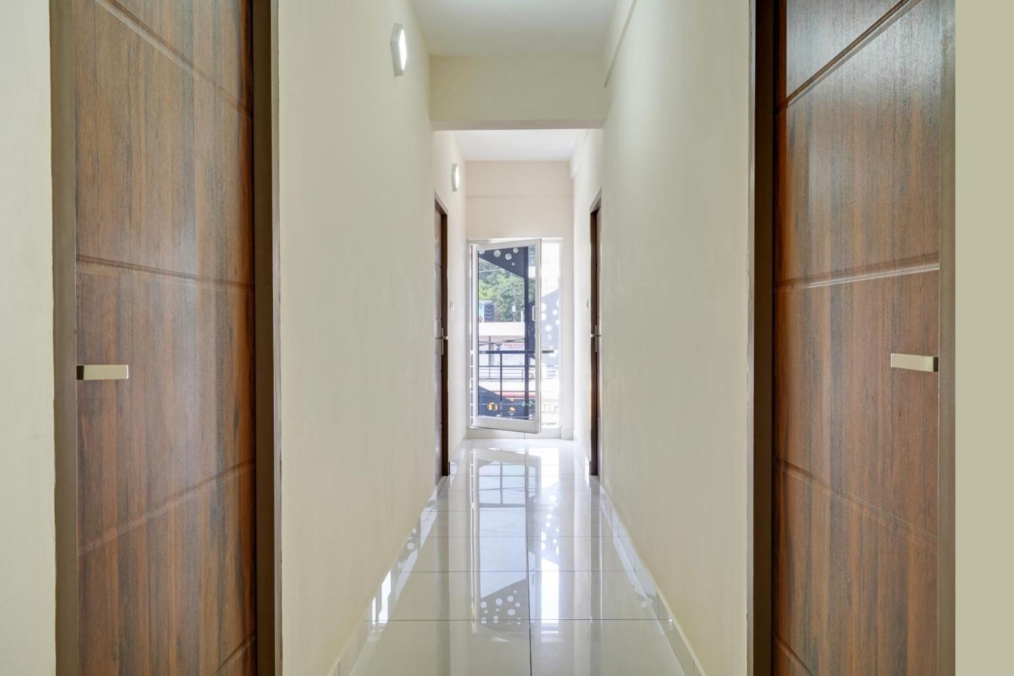 Gypsy Hotel Cusat Kochi ภายนอก รูปภาพ