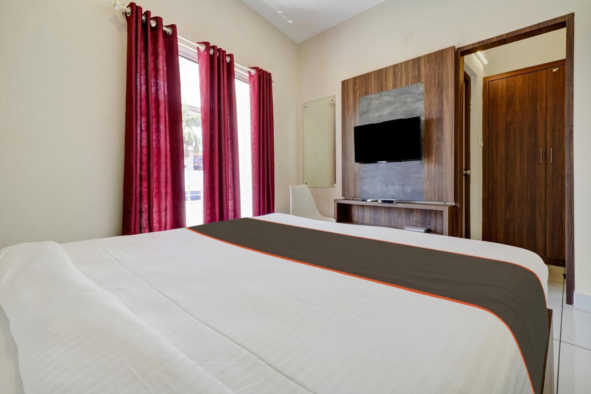 Gypsy Hotel Cusat Kochi ภายนอก รูปภาพ