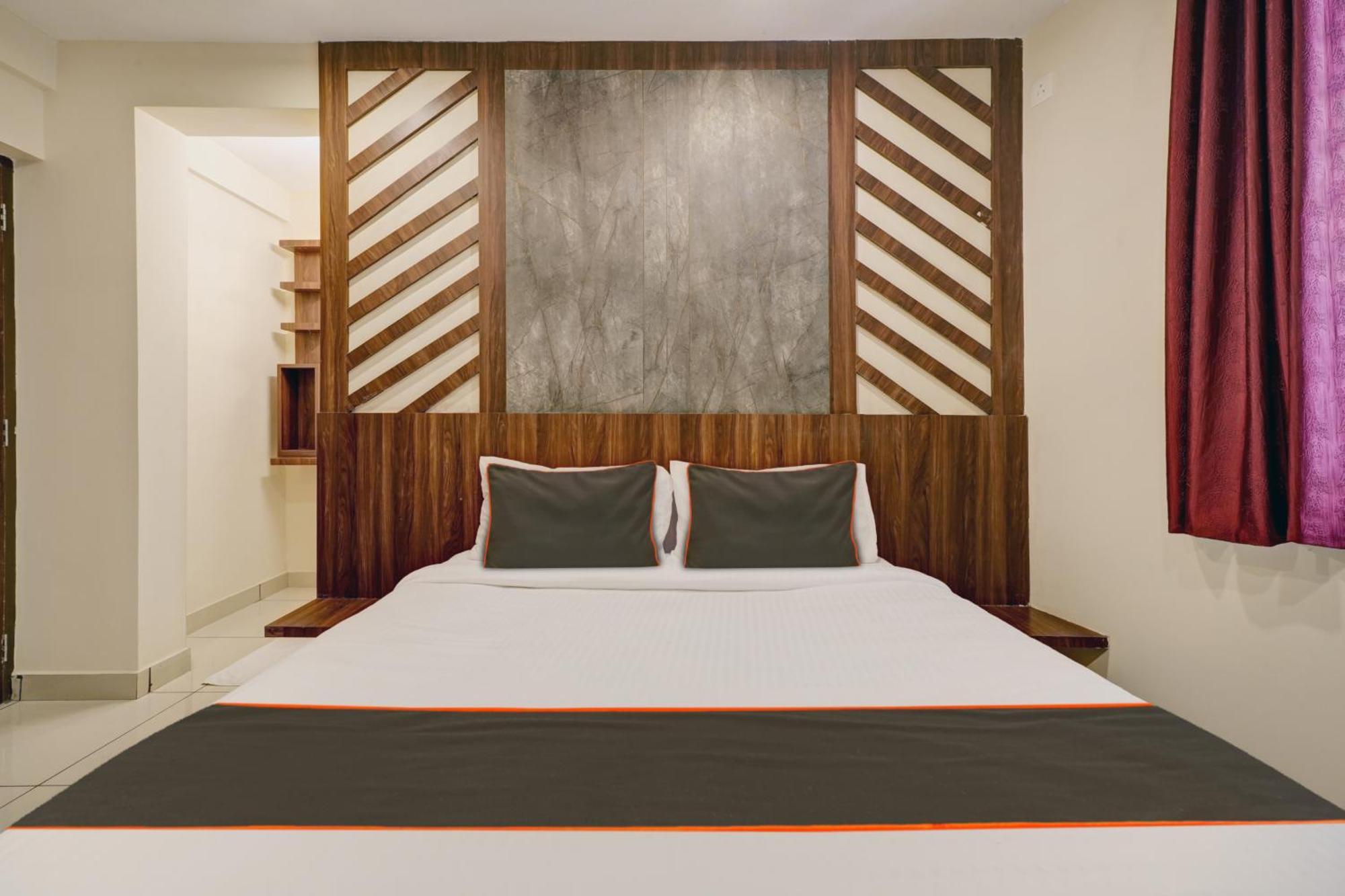 Gypsy Hotel Cusat Kochi ภายนอก รูปภาพ